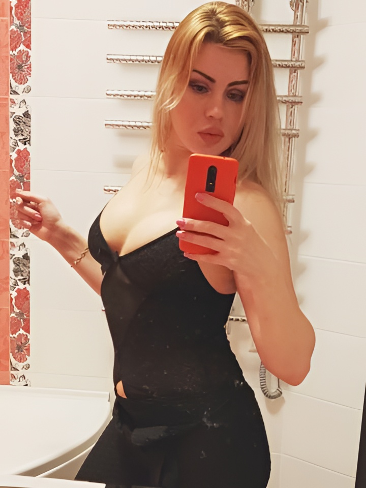 Каролина привлекательная девушка из Лениногорск цена от 2500 руб