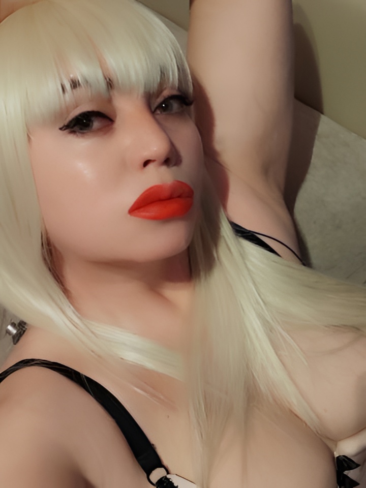 Ника привлекальеная девушка из Лениногорск цена от 2500 руб