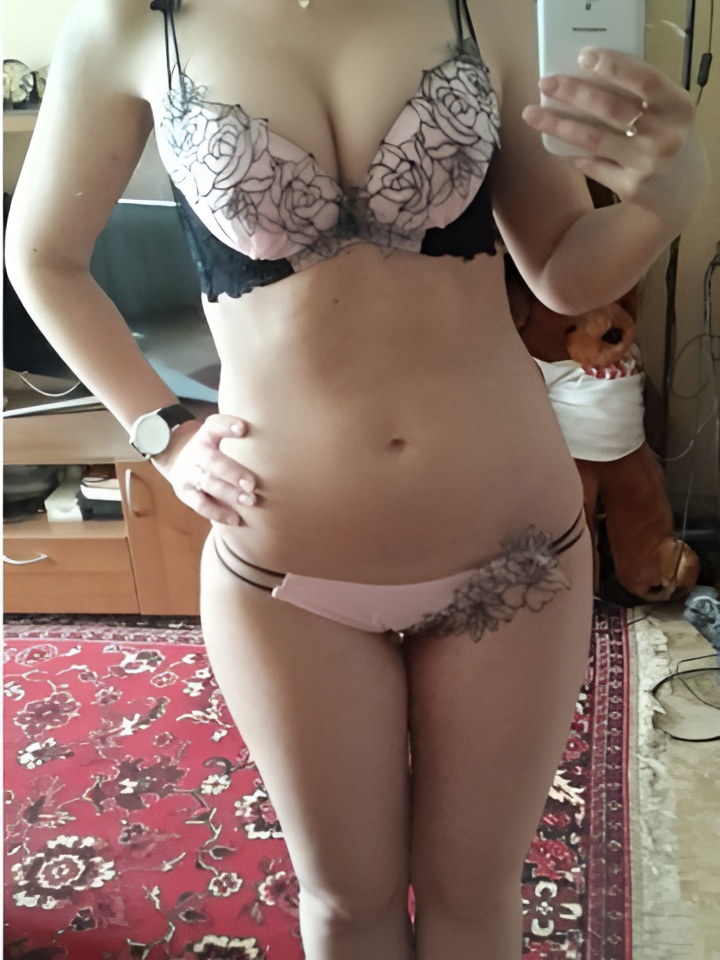 Софи привлекальеная девушка из Лениногорск цена от 4000 руб