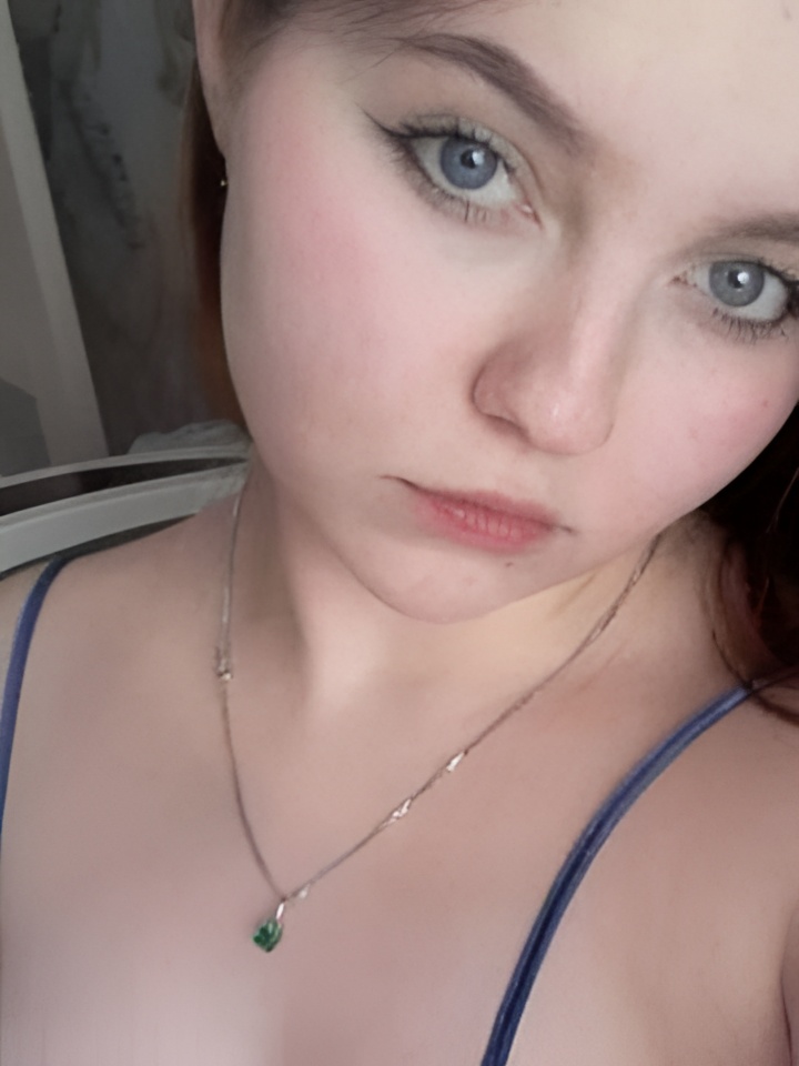 Василиса привлекальеная девушка из Лениногорск цена от 1500 руб