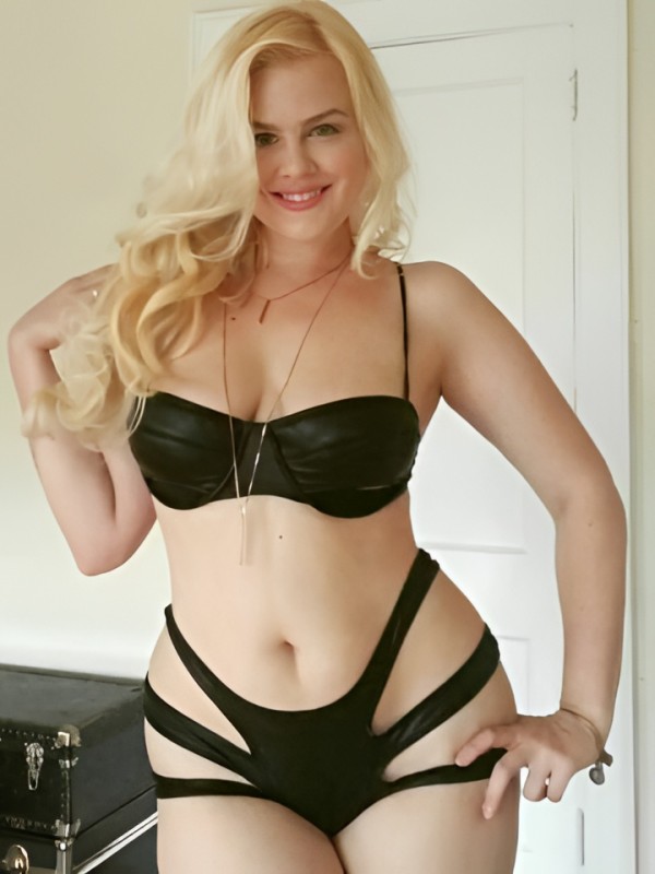 Ангелина привлекательная девушка из Лениногорск цена от 1500 руб