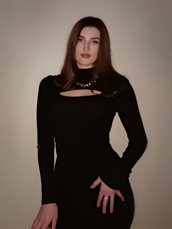 Азалия привлекательная девушка из Лениногорск цена от 1500 руб