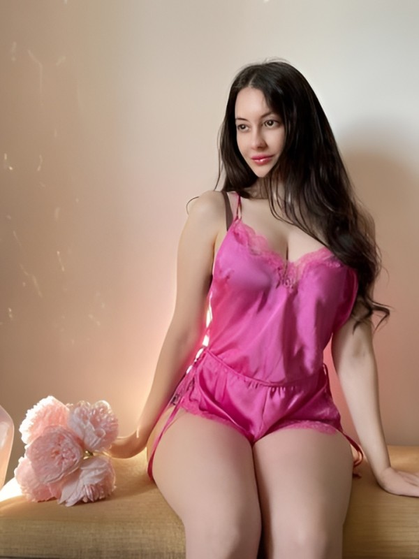 Ксения привлекательная девушка из Лениногорск цена от 10000 руб